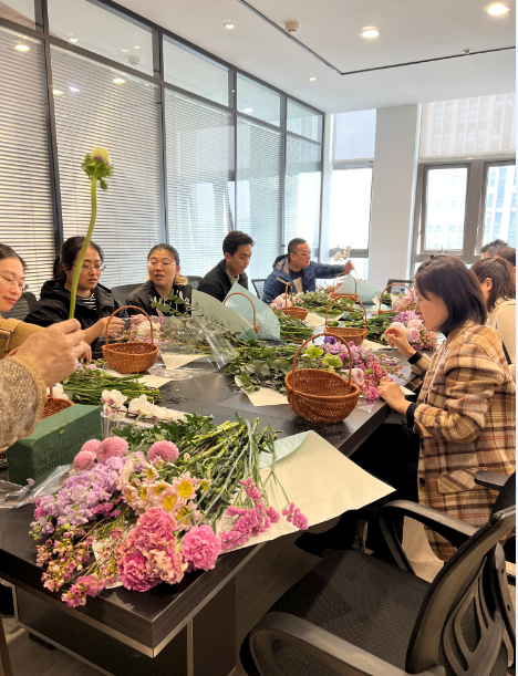 員工2.png 員工2.png